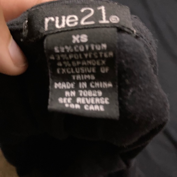 Dress - Picture 3 of 3